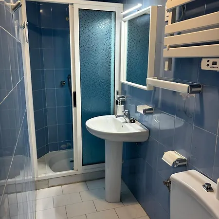 16 Apartment *
